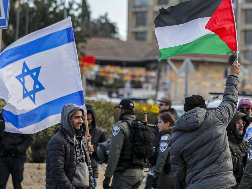 Palestina Aman, Publik Dibohongi?
